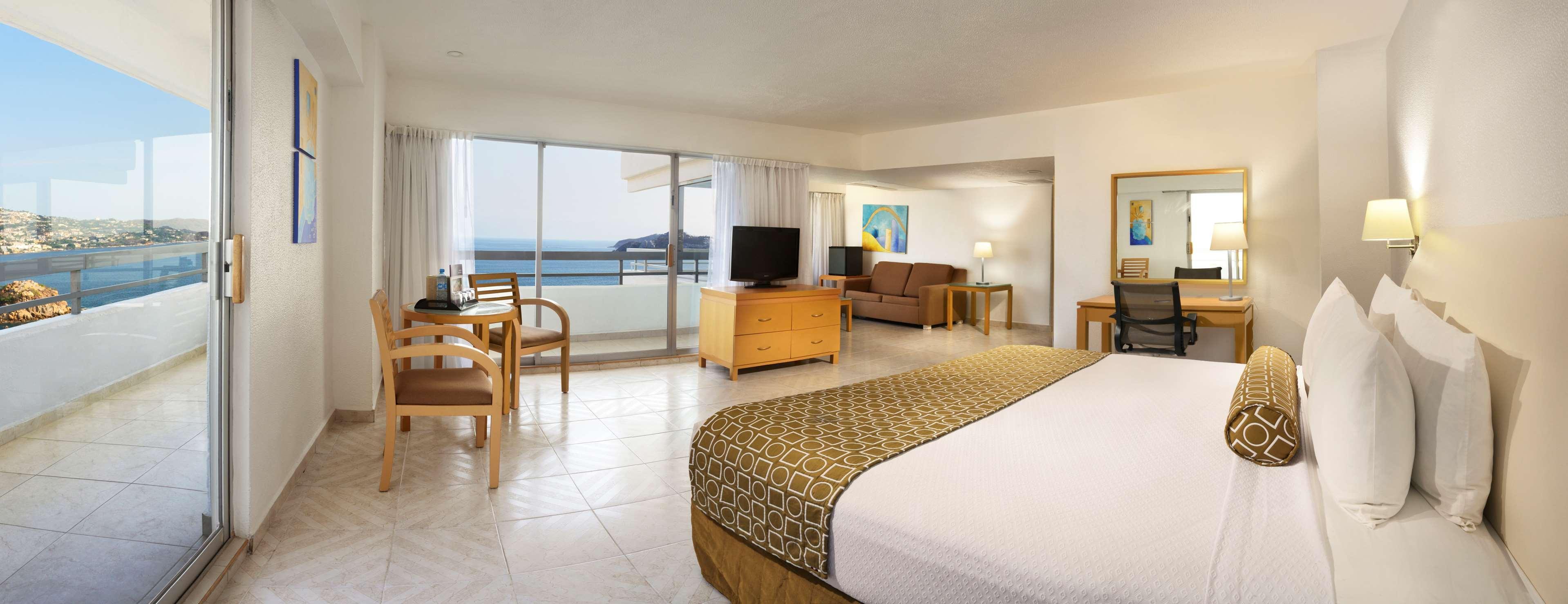 Hs Hotsson Hotel Acapulco Extérieur photo A typical hotel room