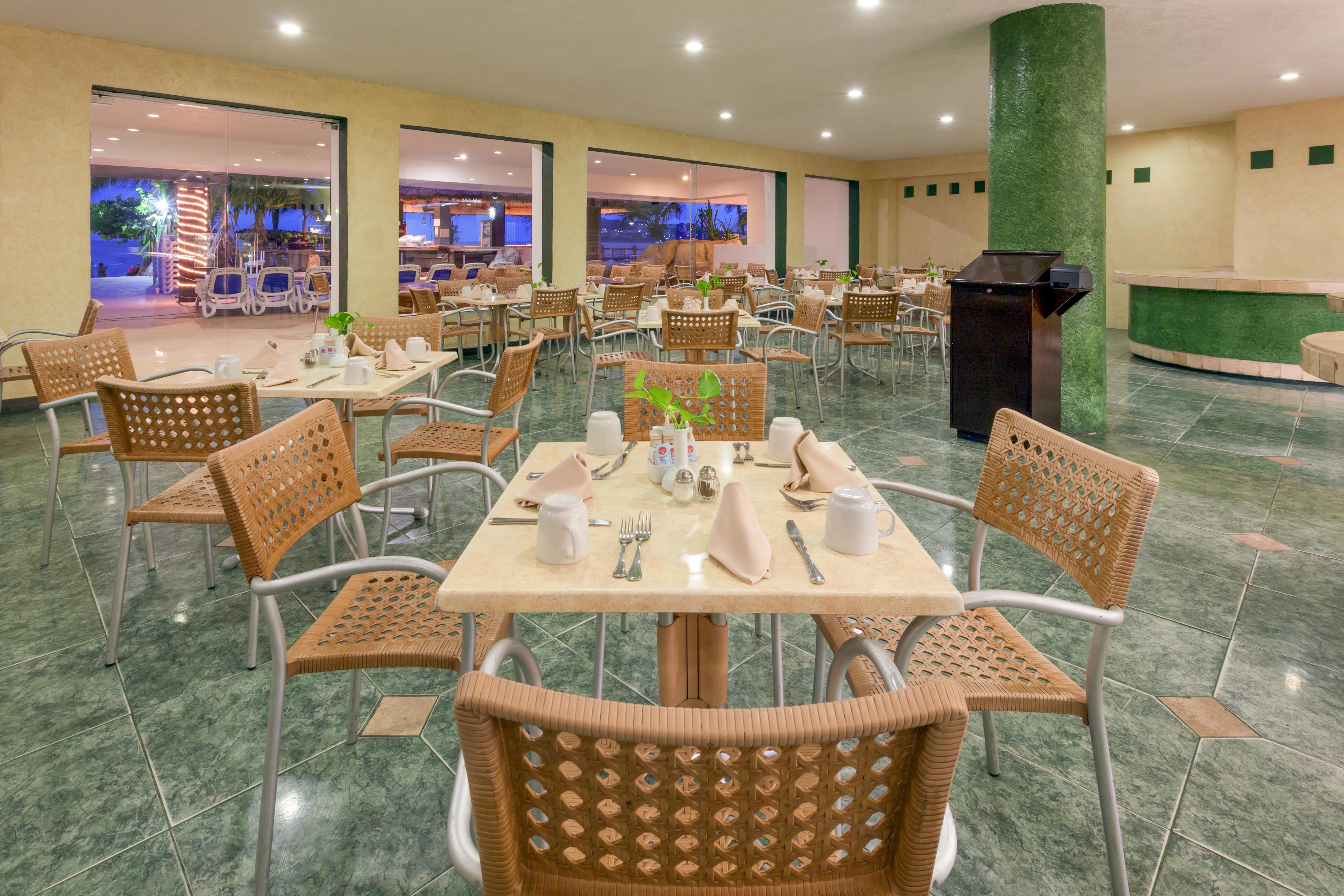 Hs Hotsson Hotel Acapulco Extérieur photo Restaurant