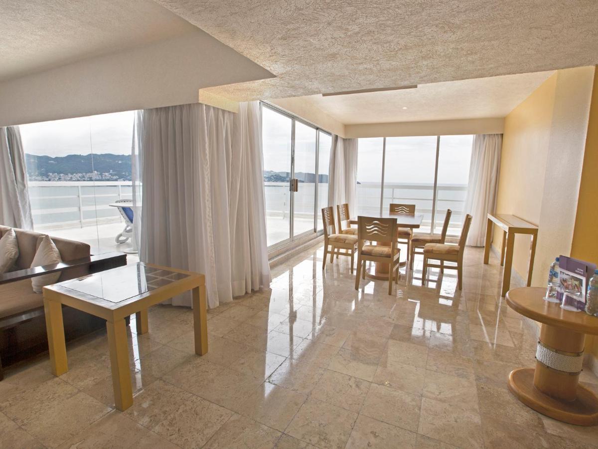 Hs Hotsson Hotel Acapulco Extérieur photo Suite at the hotel